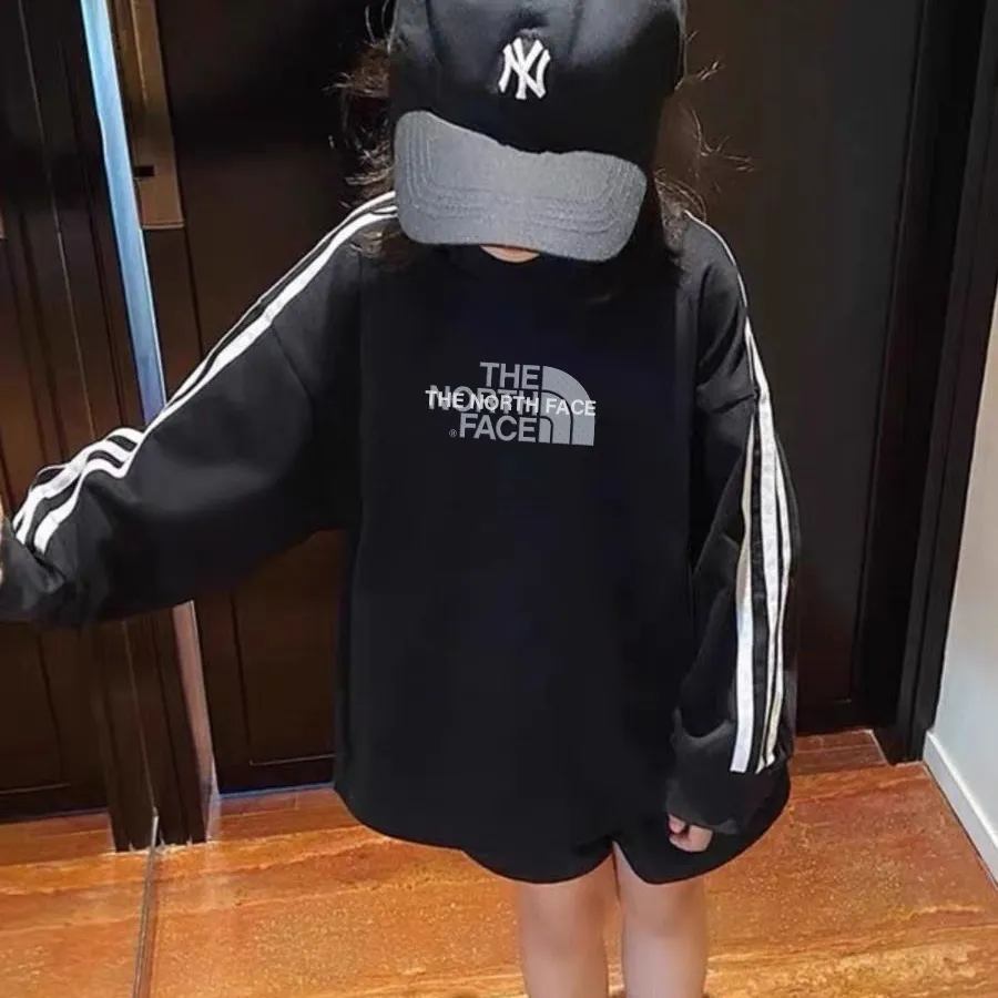 【90-150cm】トレンド感たっぷり 好感度UP カジュアル 合わせやすい 女の子 長袖 Ｔシャツ