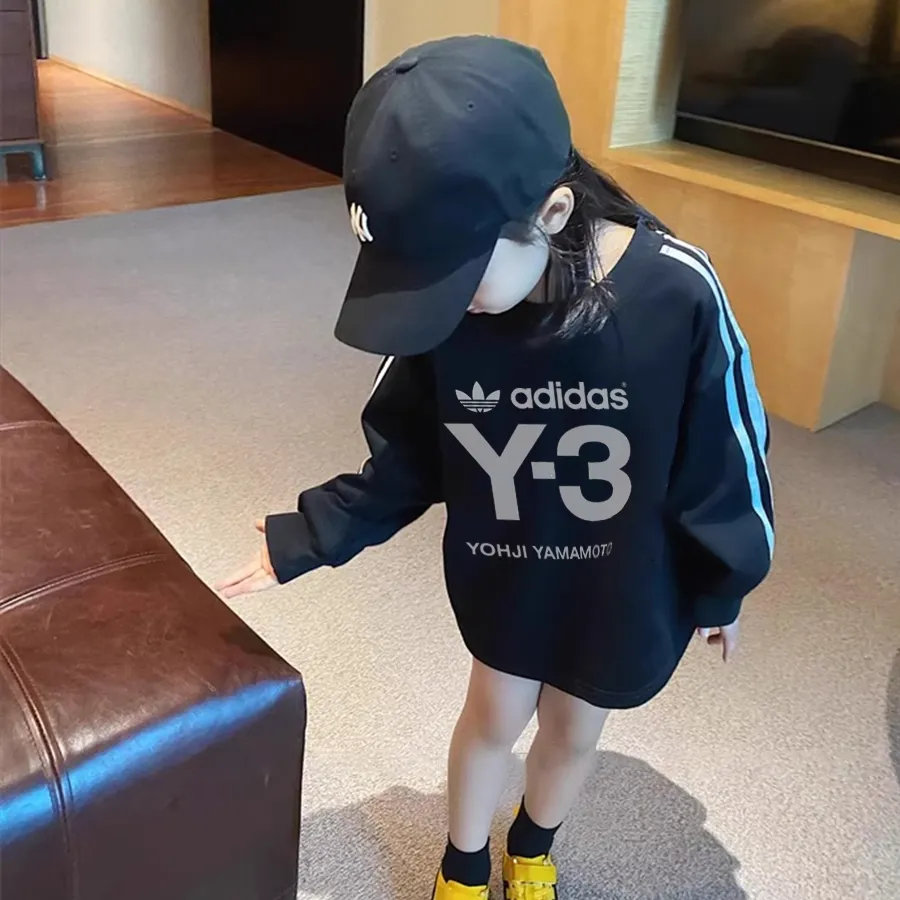 【90-150cm】毎日着たくなる 新作登場 おしゃれ カジュアル 合わせやすい 女の子 長袖 Ｔシャツ