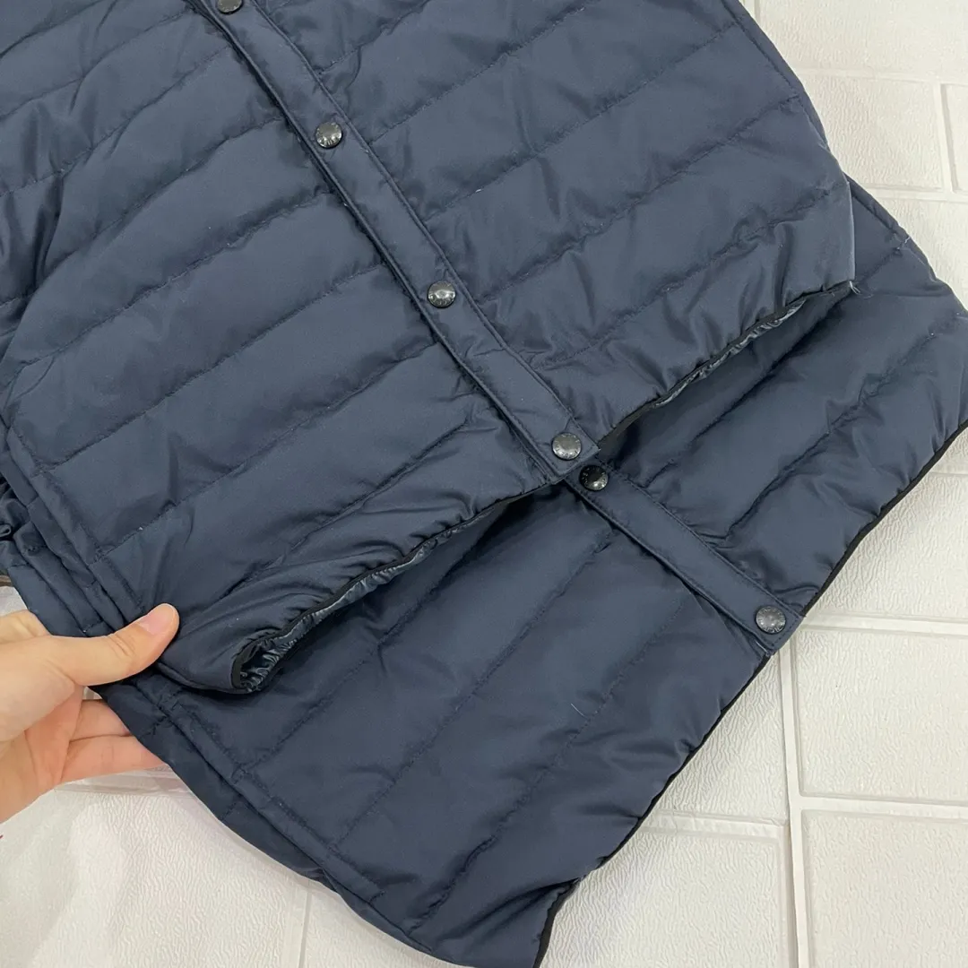 【100-160cm】インナーとしても シンプル 重ね着OK 軽量 保温性抜群 キッズ ダウンジャケット