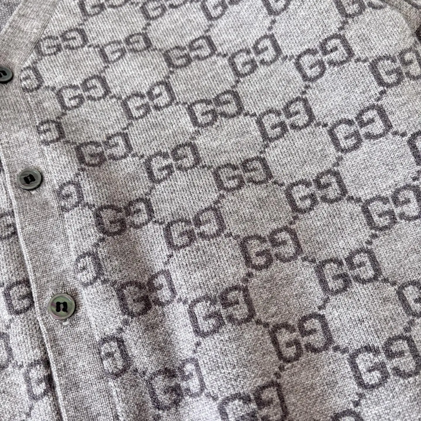 【100-160cm】ママたちに大好評 おしゃれ 着心地良い キッズ ニット カーディガン