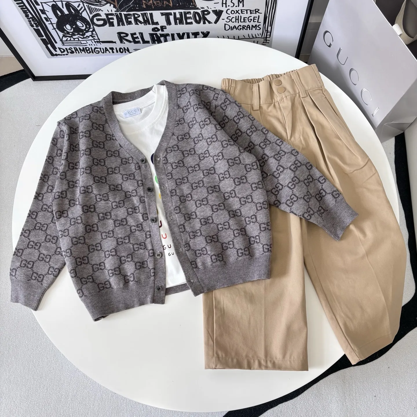 【100-160cm】ママたちに大好評 おしゃれ 着心地良い キッズ ニット カーディガン