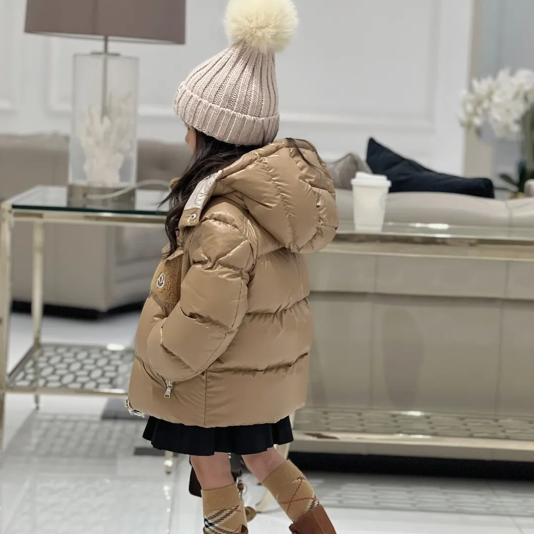 【110-160cm】冬のマストアイテム 保温性抜群 フリース襟付 フード付き ダウンジャケット