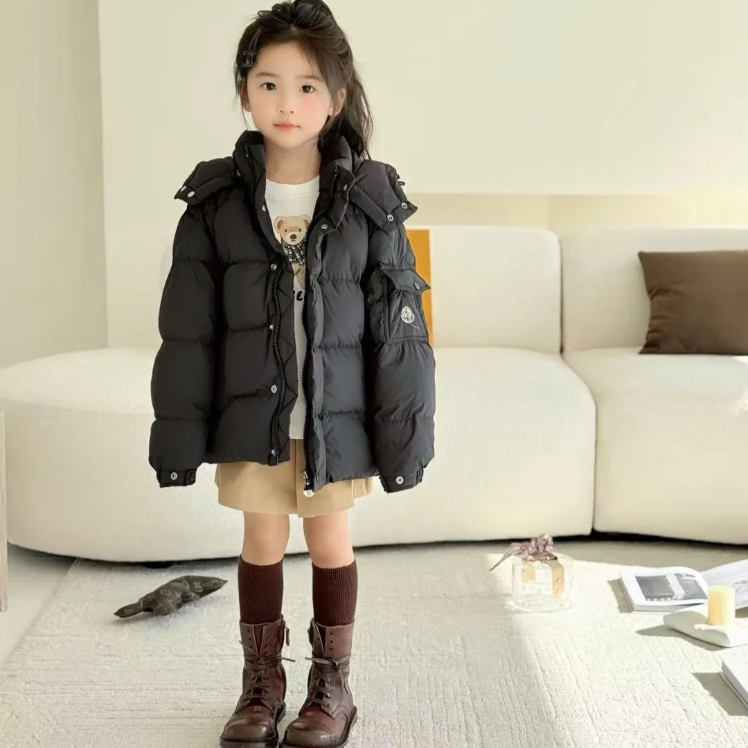 【120-170cm】おしゃれキッズ必見  大人気 カラバリ豊富 フード付き ダウンジャケット