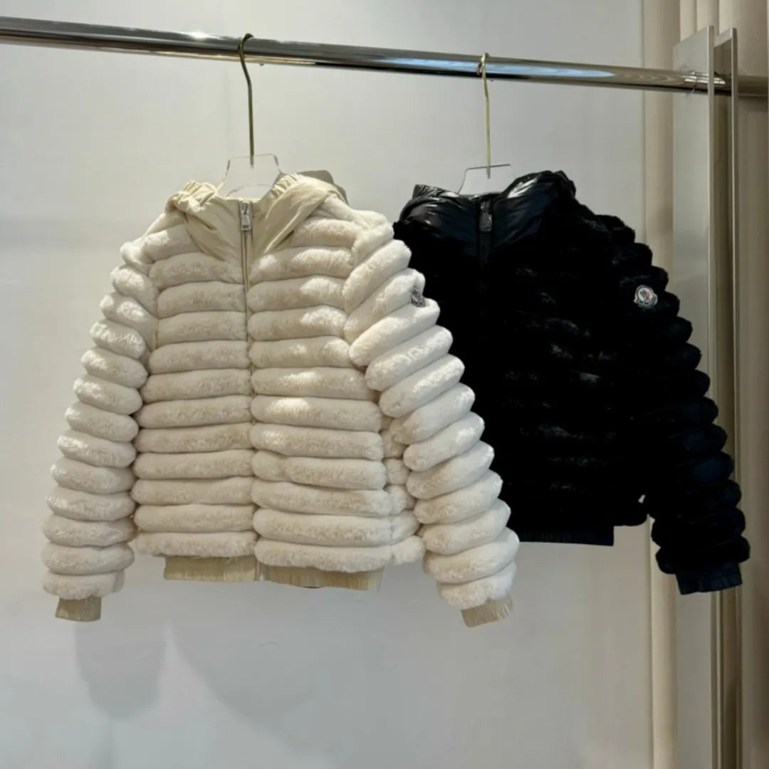 【110-160cm】絶対後悔しない おしゃれ ふわふわ 柔らかい手触り フード付き ダウンジャケット