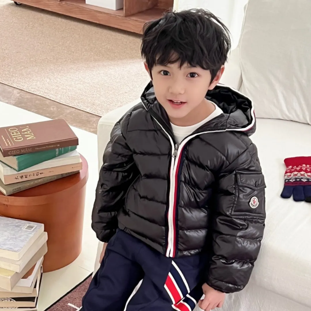 【110-160cm】トレンド感たっぷり 保温性抜群 トレンド  クール フード付き ダウンジャケット