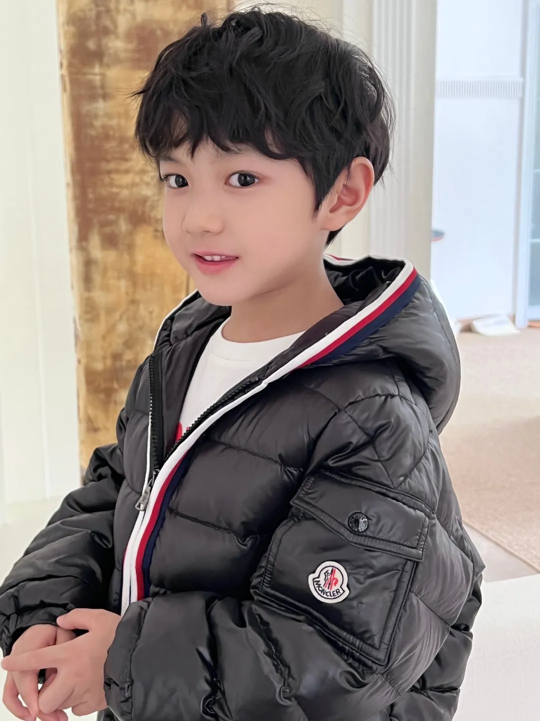 【110-160cm】トレンド感たっぷり 保温性抜群 トレンド  クール フード付き ダウンジャケット