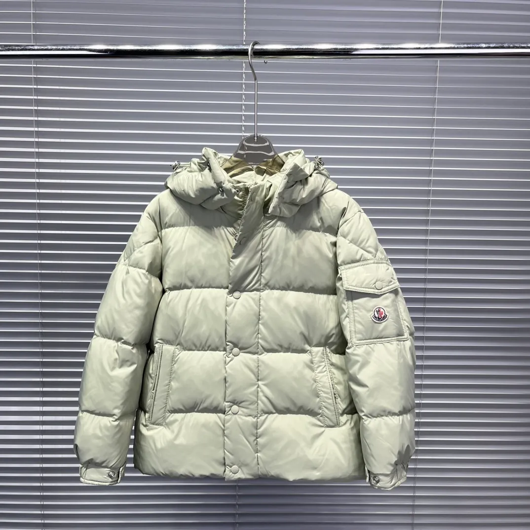 【120-170cm】絶対欲しい 大人気 保温性抜群 合わせやすい フード付き ダウンジャケット