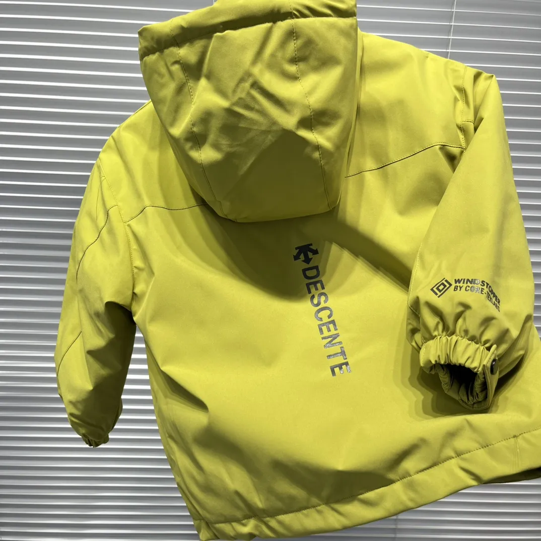 【120-170cm】注目度UP 動きやすい あったか保温 防風ジャケット フード付き ダウンジャケット