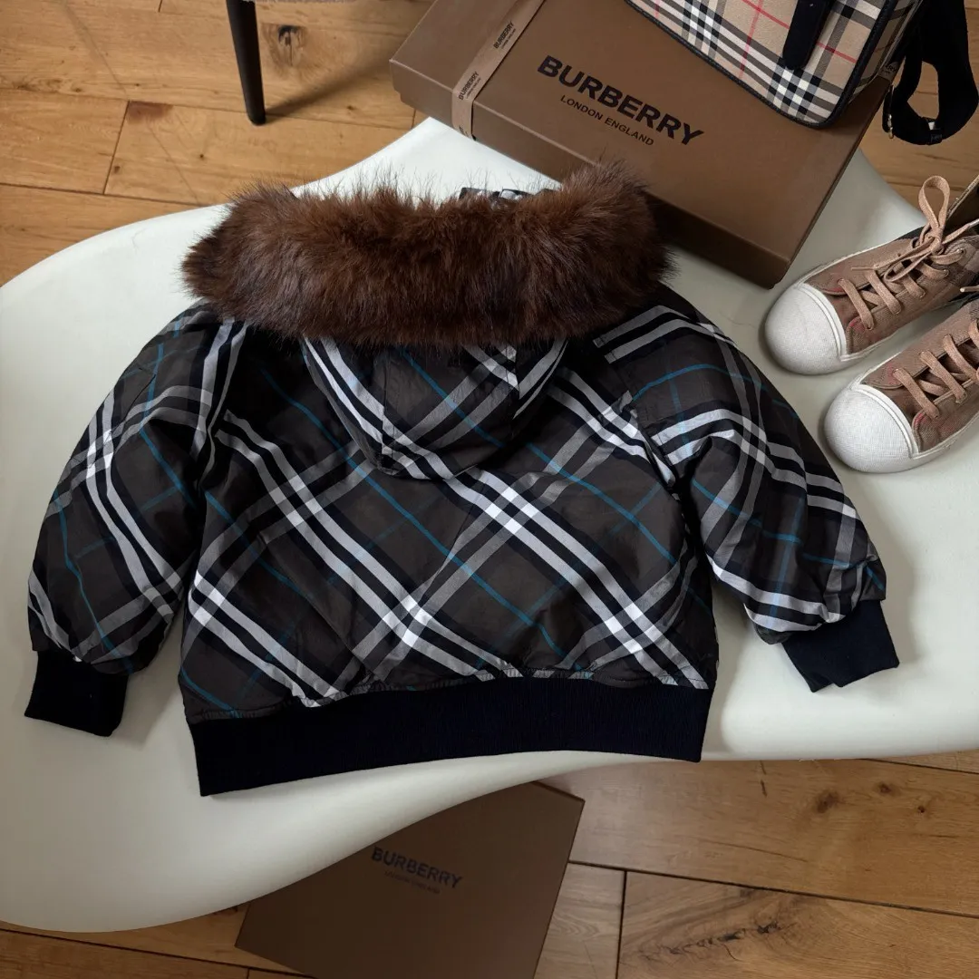 【110-150cm】冬のおしゃれアイテム 品質満点 チェック柄 フードファー付き ダウンジャケット