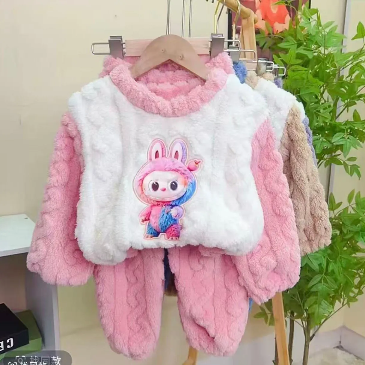 【90-150cm】大好評 肌に優しい ふわふわ あったか カートゥーン ルームウェア セット