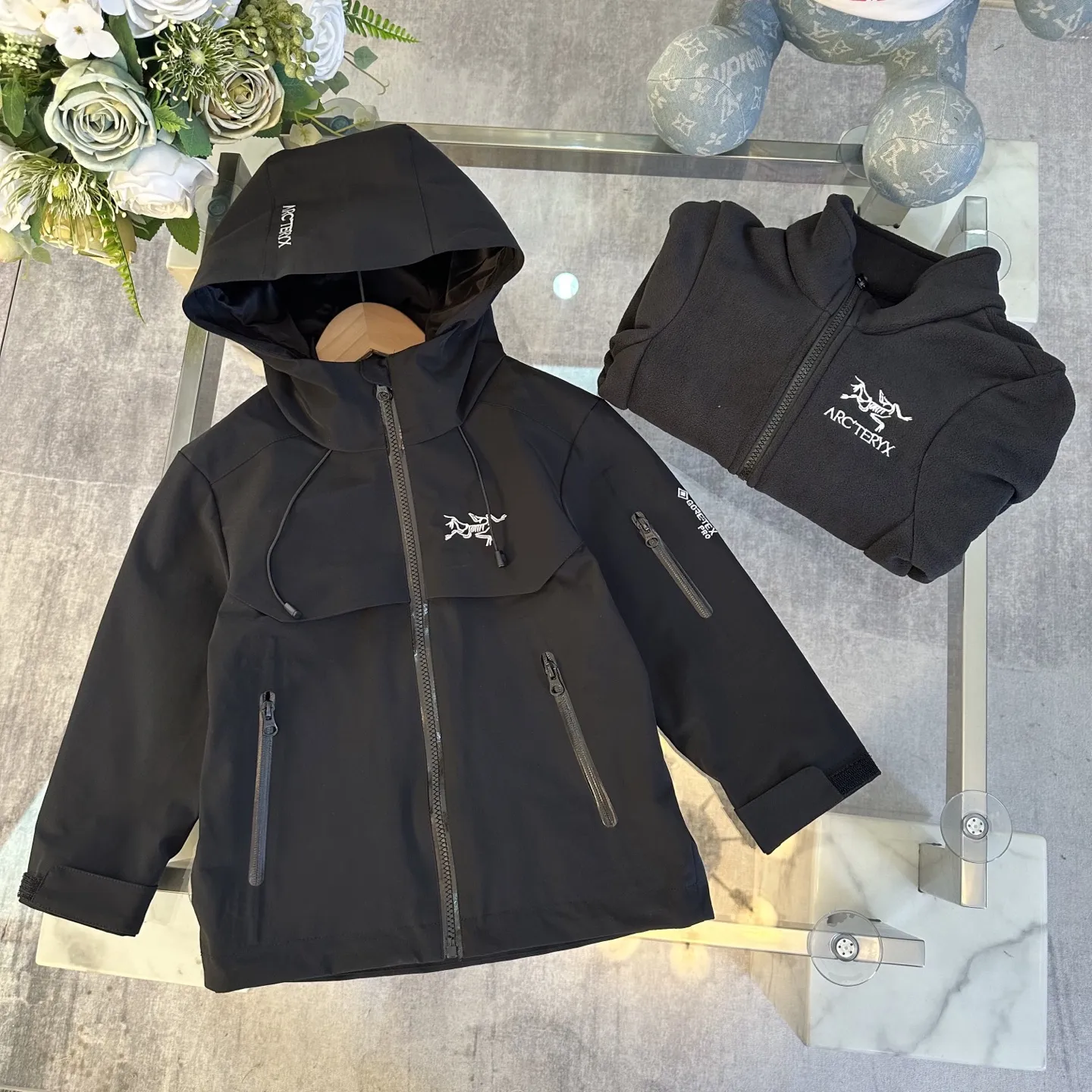 【110-160cm】絶対後悔しない トレンド 防風・防水機能 動きやすい インナー付きアウター