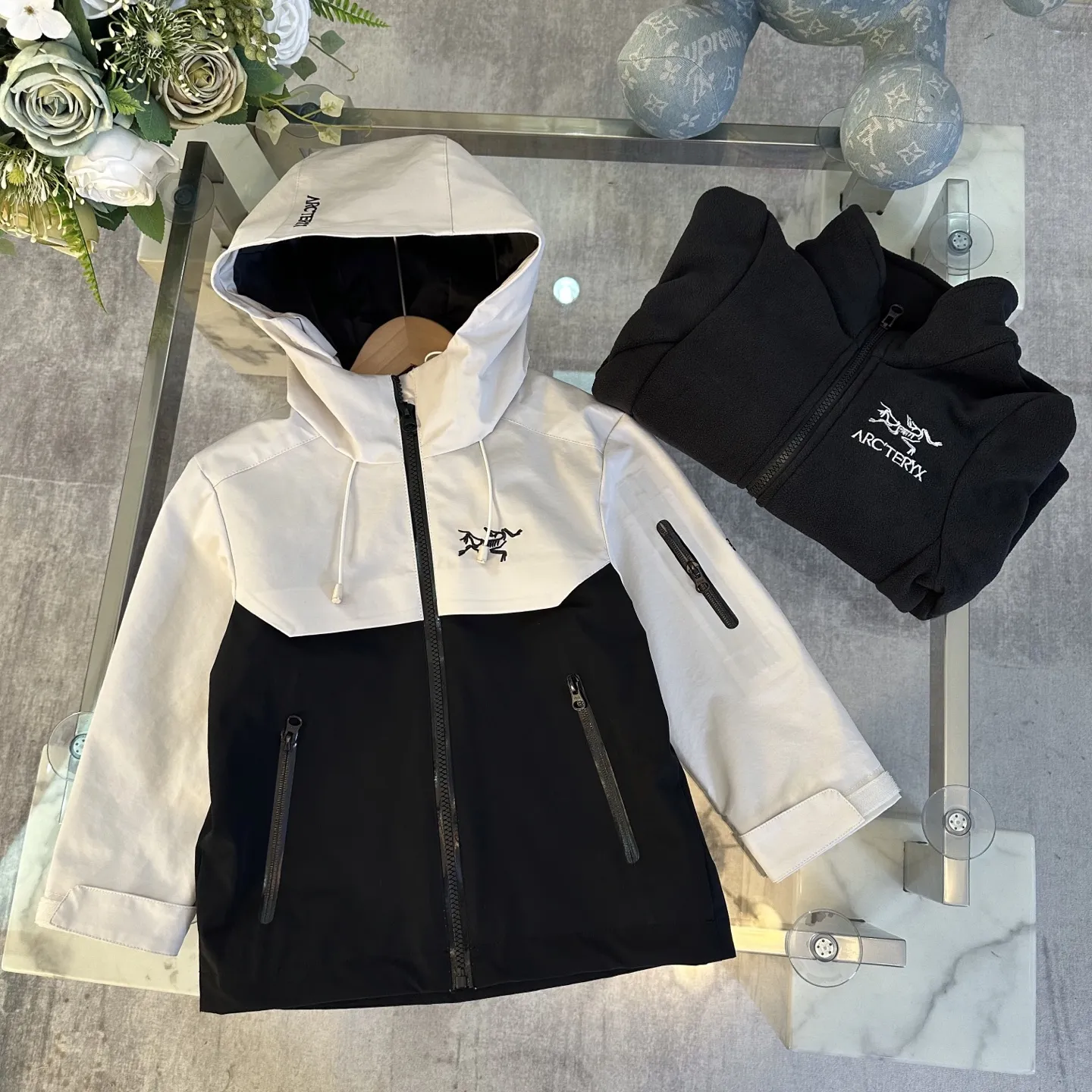 【110-160cm】絶対後悔しない トレンド 防風・防水機能 動きやすい インナー付きアウター