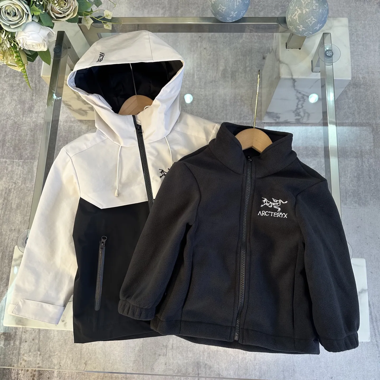 【110-160cm】絶対後悔しない トレンド 防風・防水機能 動きやすい インナー付きアウター