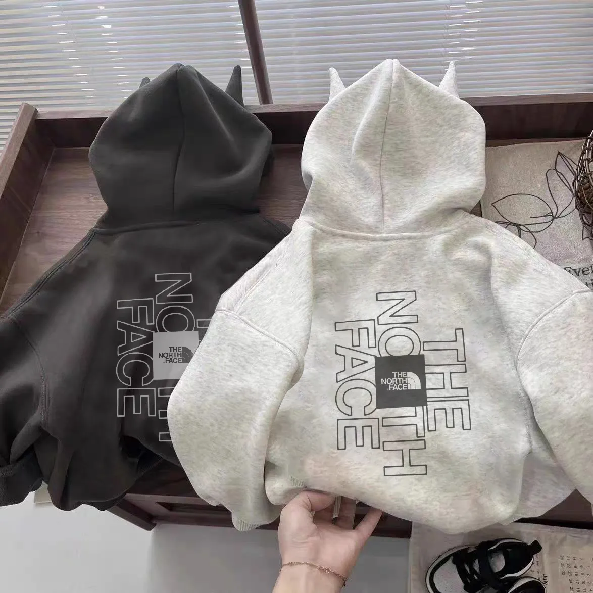 【90-150cm】人気爆発中 大注目 新作登場 ユニーク トレンド  着心地良い パーカー