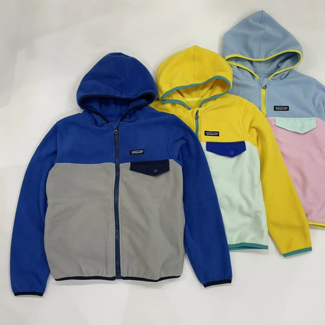 【100-160cm】秋冬のデイリーコーデに 動きやすい フード付き キッズ 軽量 フリースジャケット