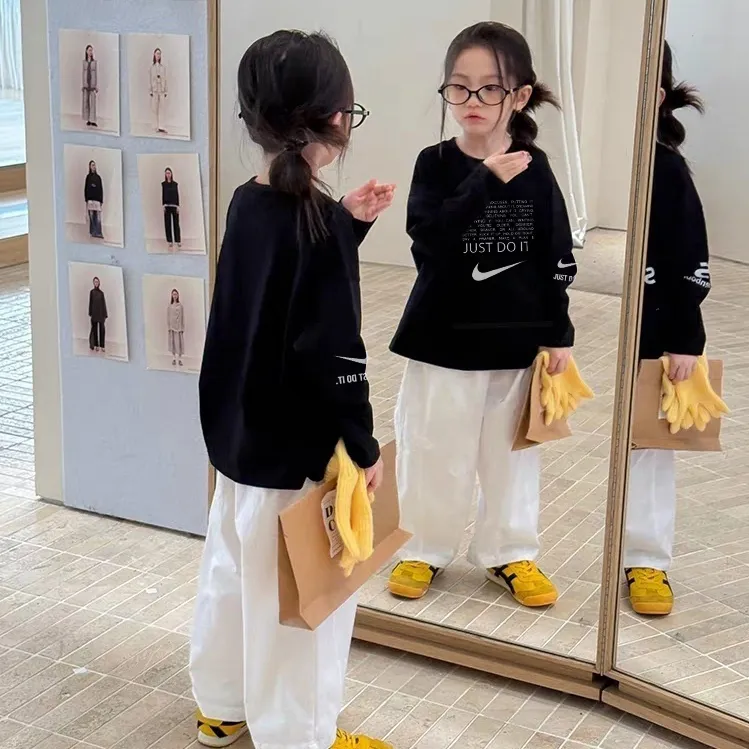 【90-160cm】お気に入り 好感度UP カジュアル フィット感 トレンド  女の子 長袖 Ｔシャツ