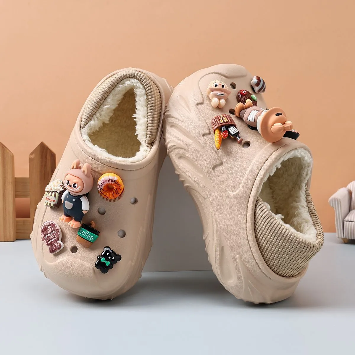 大人気 防寒 可愛い カートゥーン スリッパ