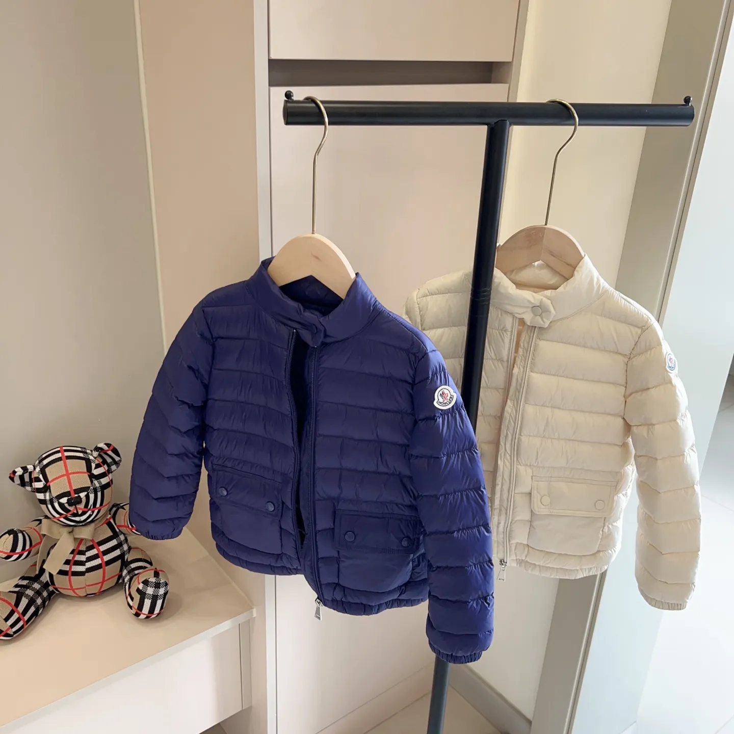 【110-170cm】デイリー使いに便利 大人気 保温性抜群 シンプル ダウンジャケット