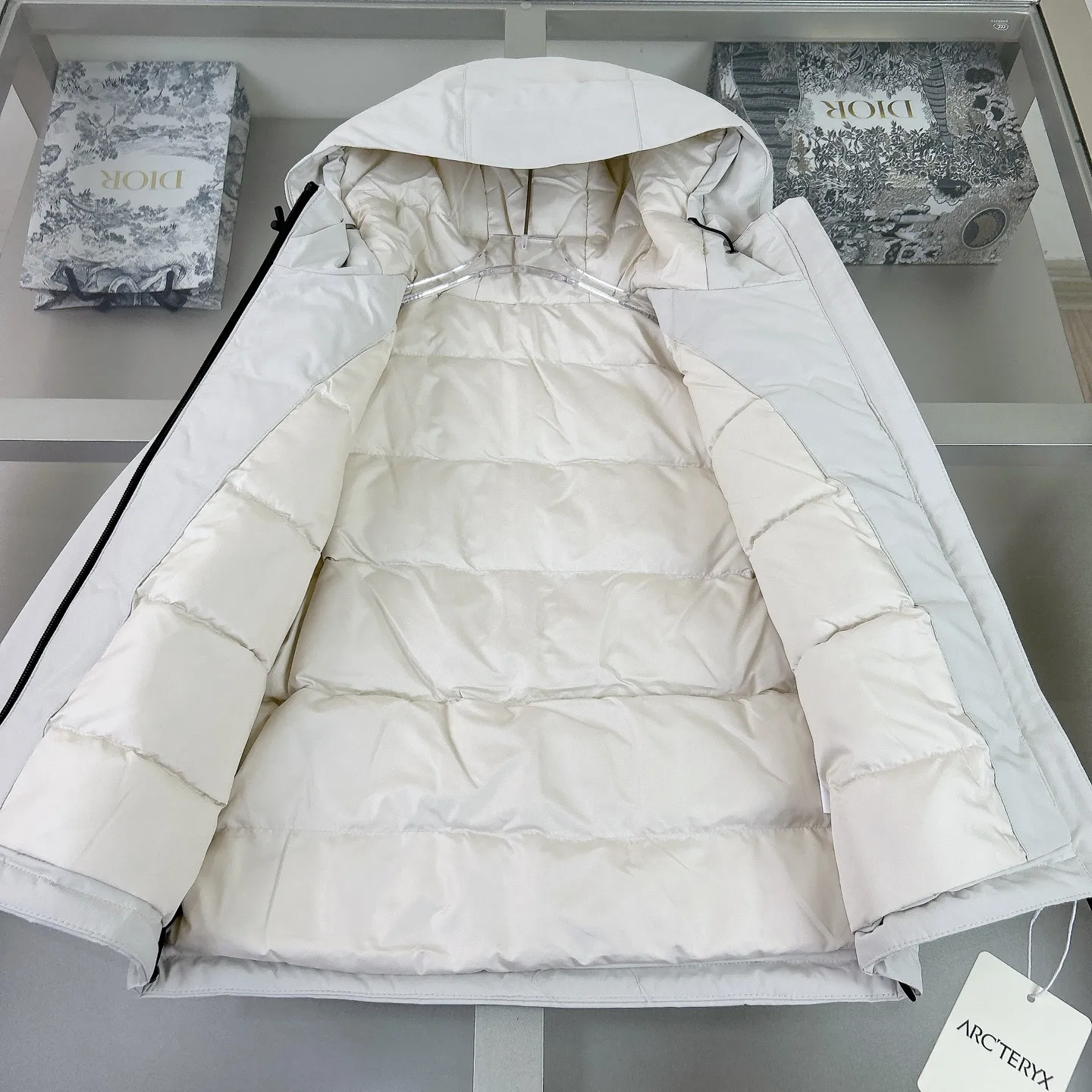 【120-170cm】アウトドアにもおすす 大活躍 カジュアル カラバリ豊富 防寒アウター ダウンジャケット