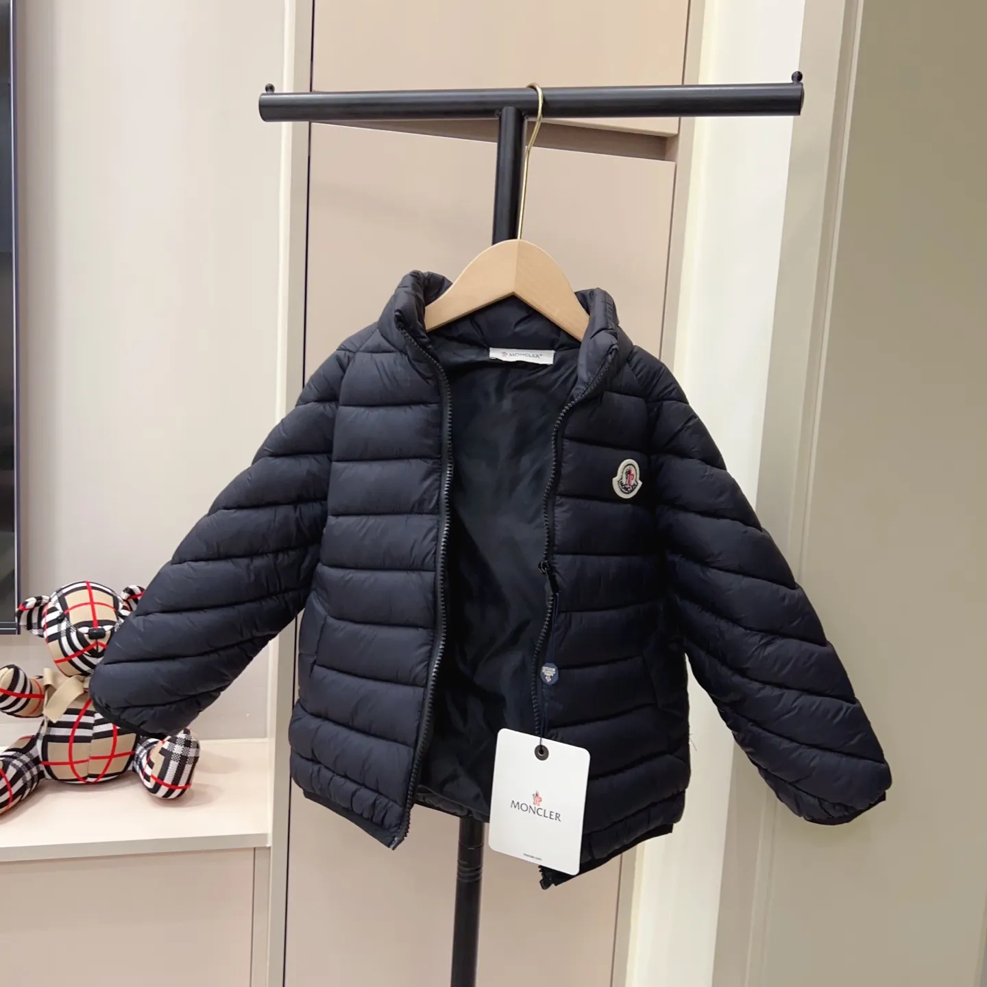 【90-150cm】着回し力抜群 大人気 すっきりシルエット シンプル キッズ ベーシックダウン