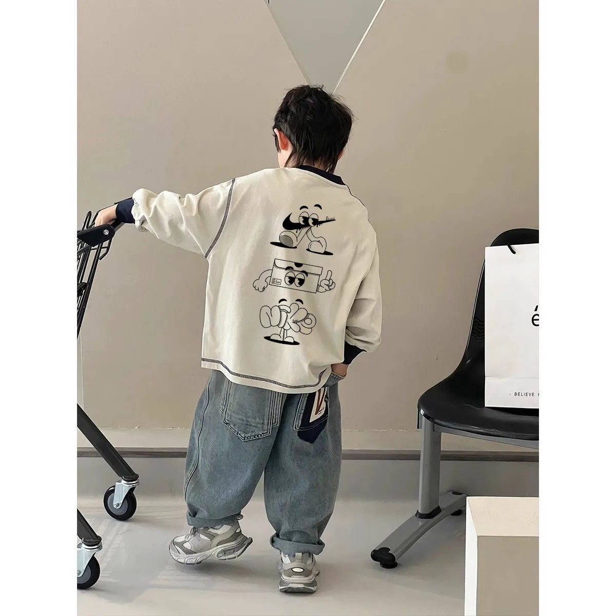 【110-170cm】着回し力抜群 大人気 新作 トレンド  ストリート 男の子 長袖 Ｔシャツ