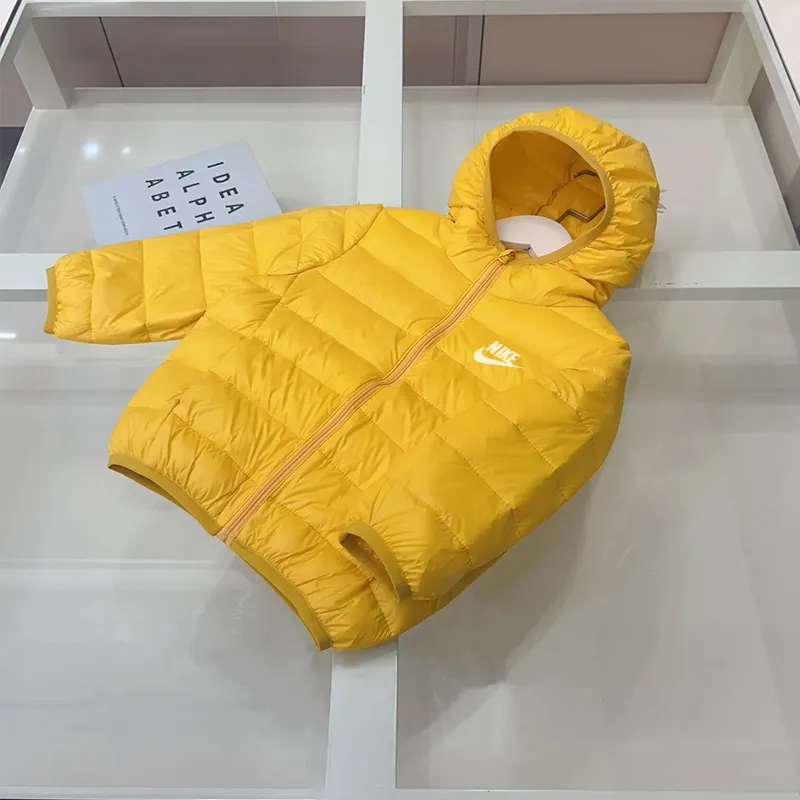 【100-170cm】ママたちに大好評 爆売れ中 防寒 重ね着OK カラバリ豊富 キッズ 軽量 ダウンジャケット