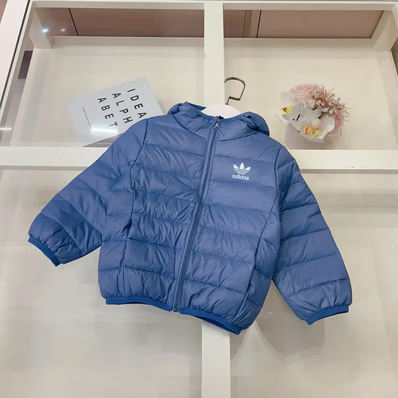 【100-170cm】よく売れる トレンド  カラバリ豊富 あったか キッズ 軽量 ダウンジャケット