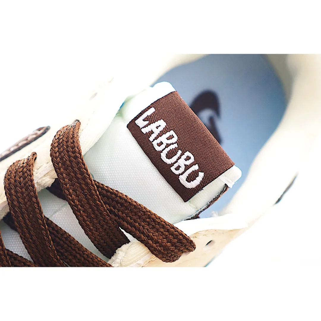 コーデのポイントになる 軽量タイプ カジュアル キッズ スニーカー