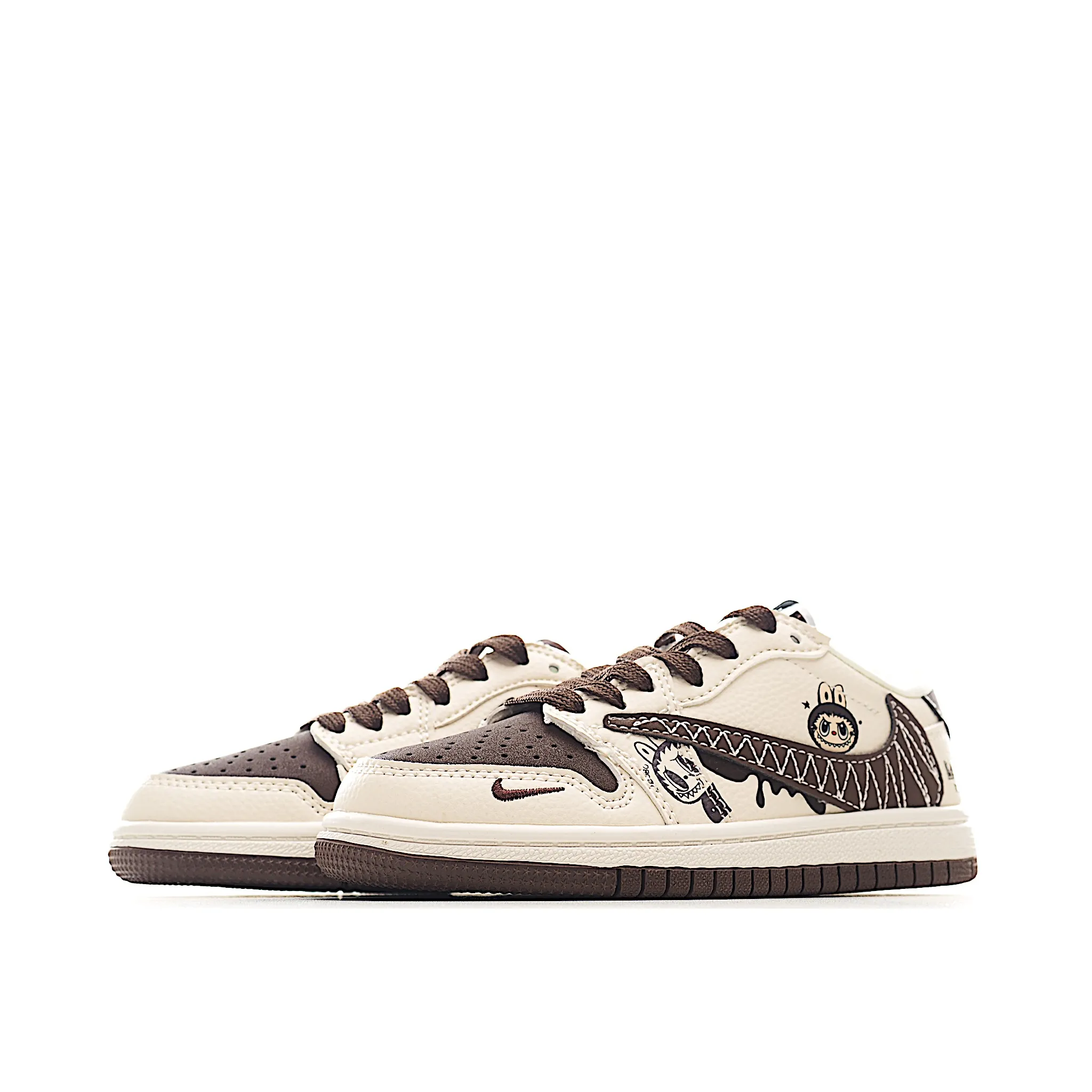 コーデのポイントになる 軽量タイプ カジュアル キッズ スニーカー