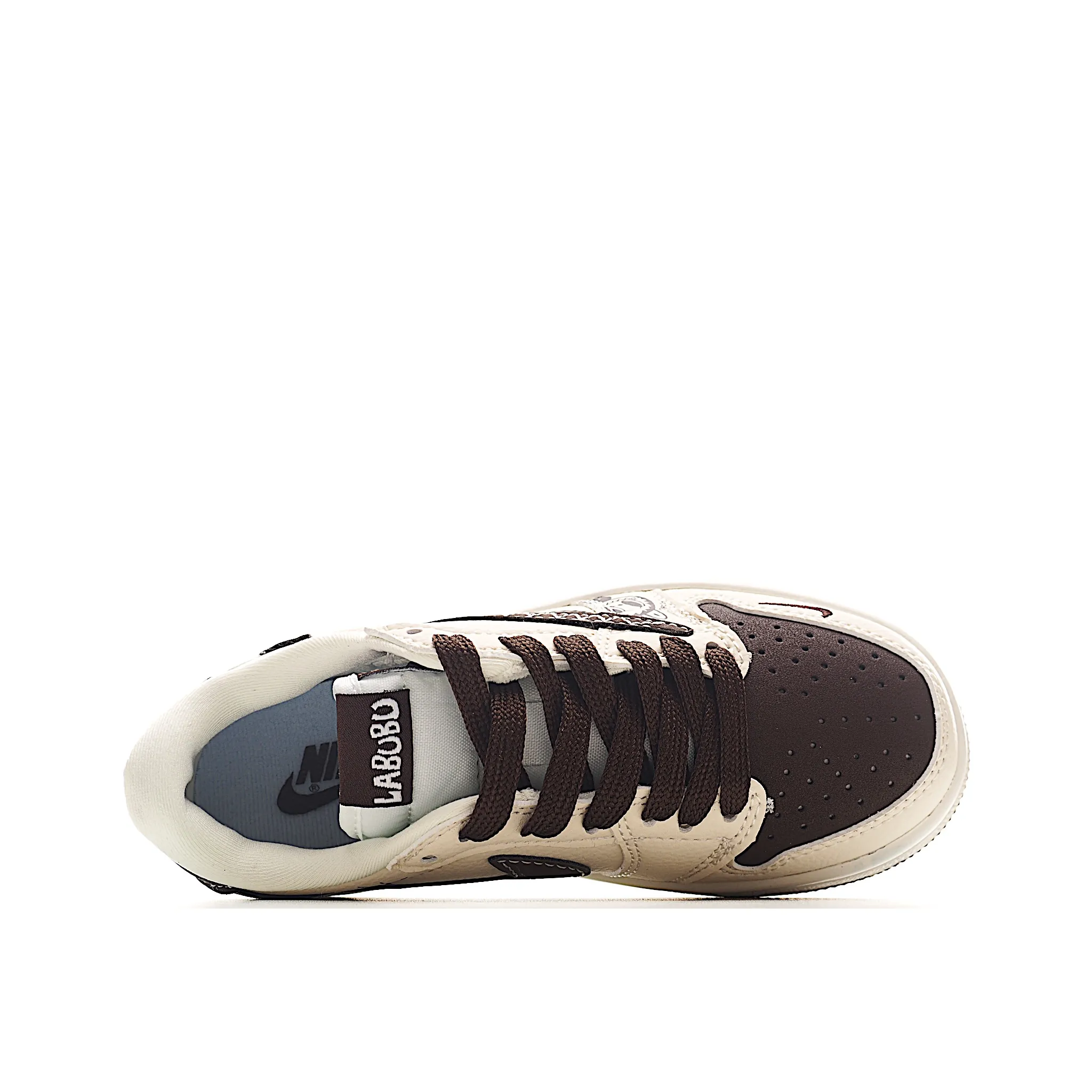 コーデのポイントになる 軽量タイプ カジュアル キッズ スニーカー