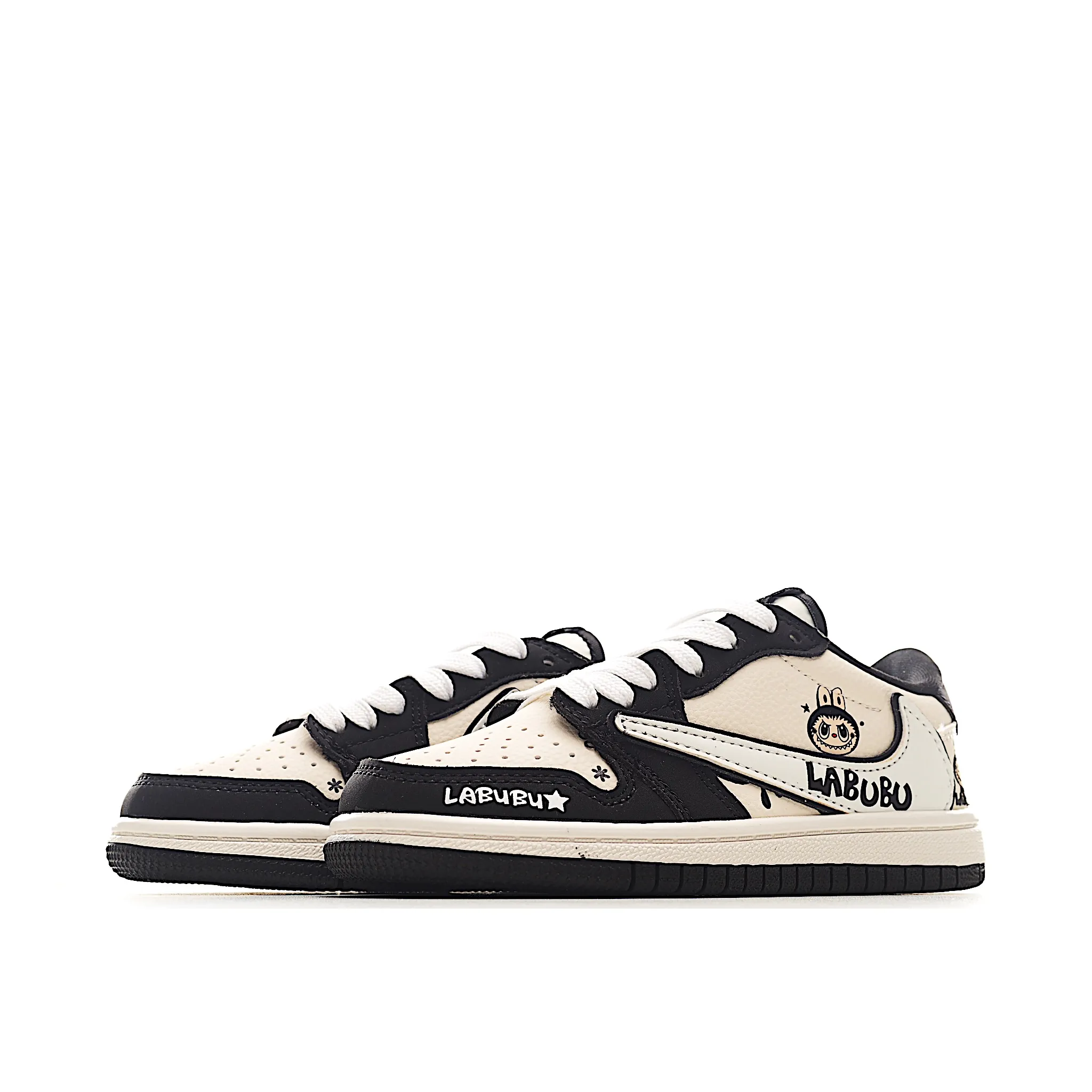 コーデのポイントになる 軽量タイプ カジュアル キッズ スニーカー