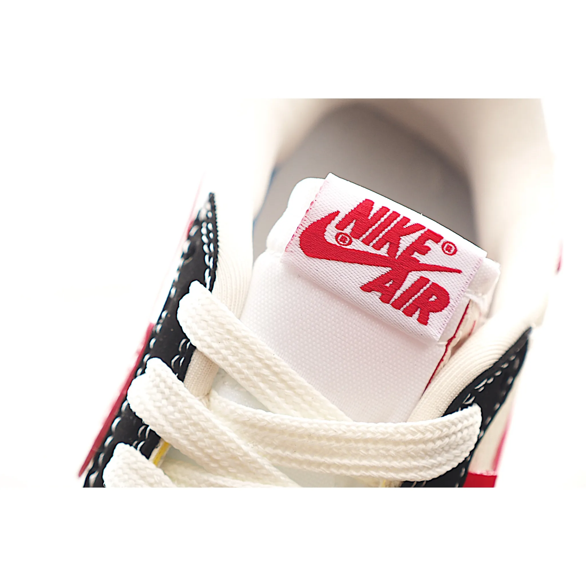 ストリート感満載 カジュアル 通気性抜群 クッション性 キッズ スニーカー