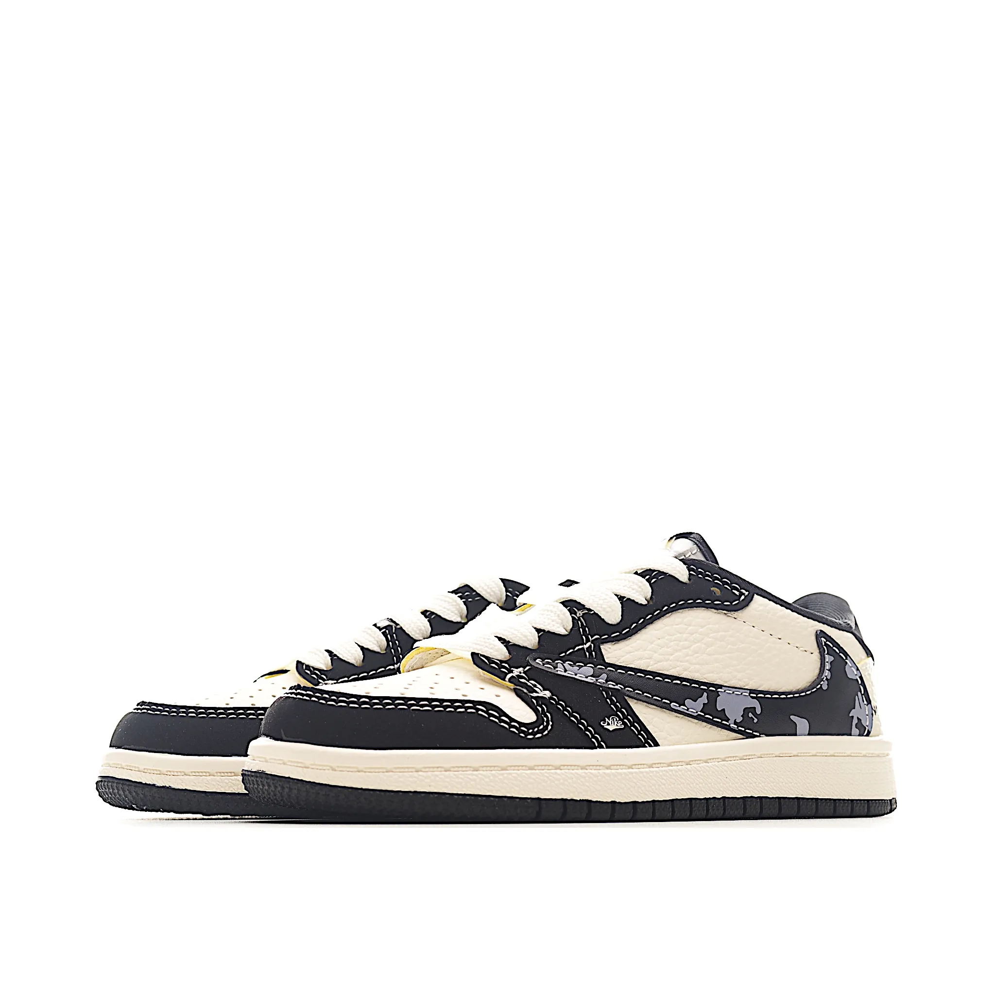 トレンド感たっぷり カジュアル 足にフィットする クッション性 キッズ スニーカー