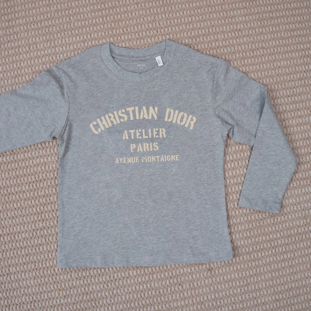 【80-160cm】着回し力抜群 爆売れ中 着心地抜群 カジュアル 合わせやすい 長袖 Ｔシャツ