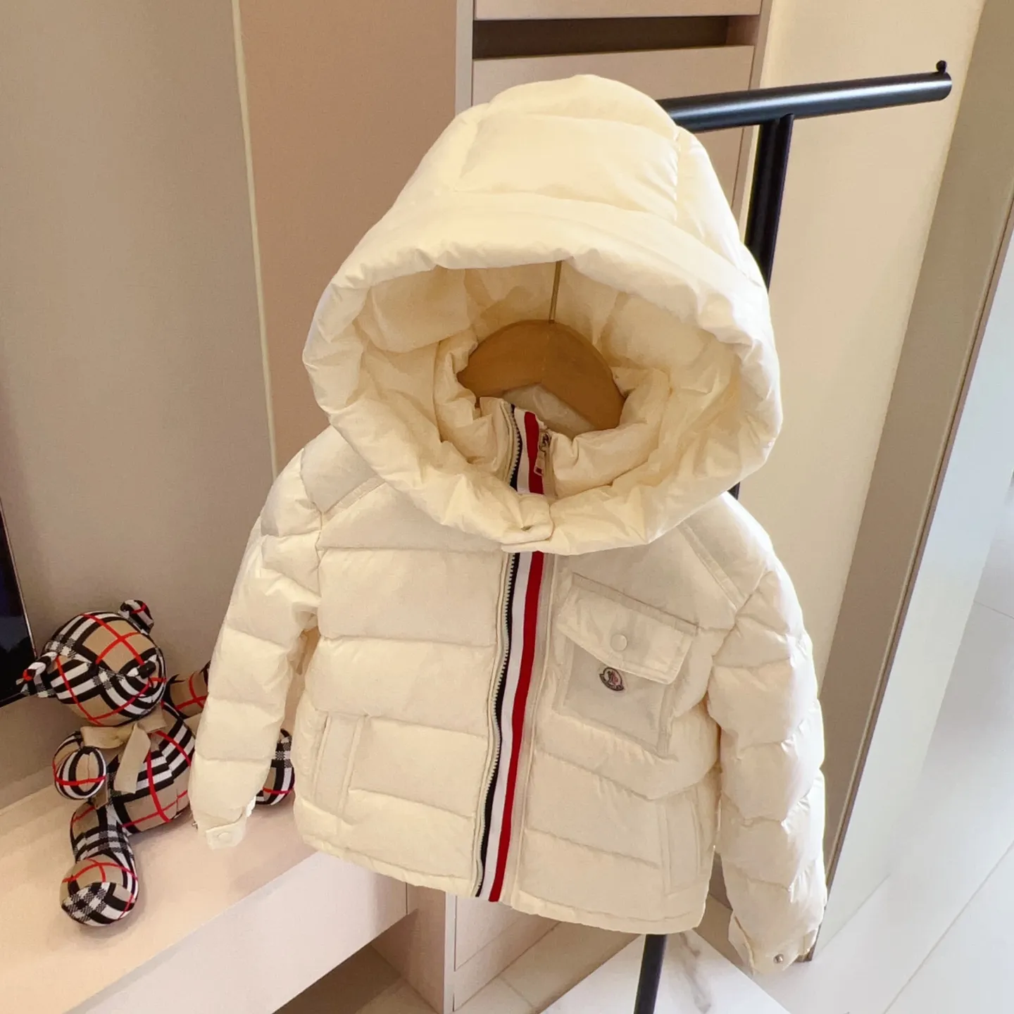 【110-160cm】冬の防寒対策に最適 保温性抜群 動きやすい キッズ ダウンジャケット