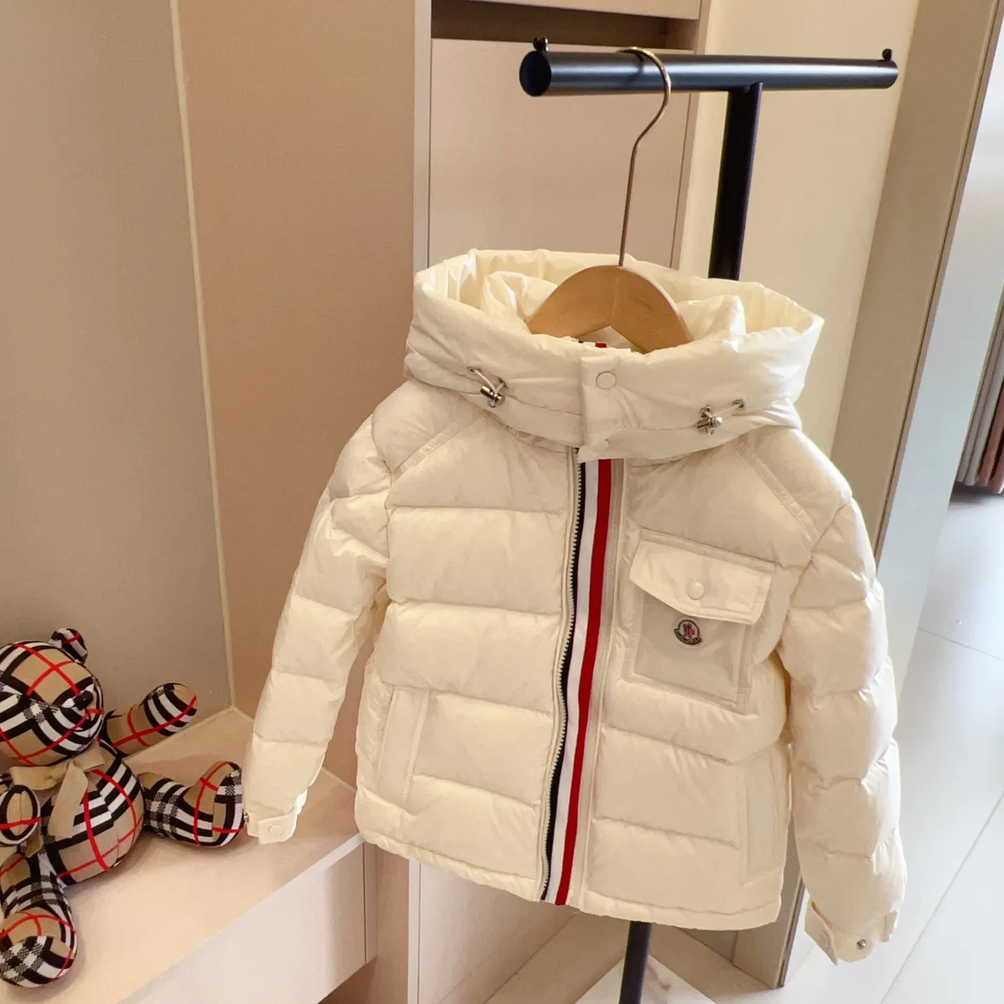 【110-160cm】冬の防寒対策に最適 保温性抜群 動きやすい キッズ ダウンジャケット