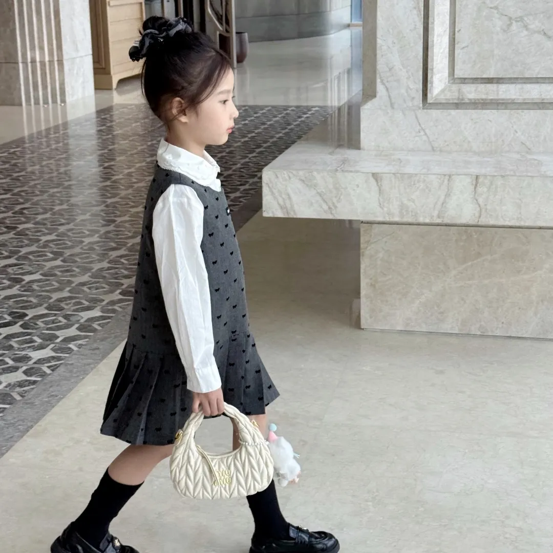 【110-160cm】デイリーにもお出かけにも おしゃれ ガーリー ドット柄 ワンピース