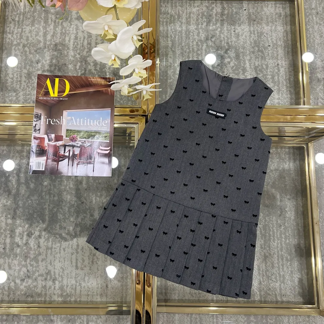 【110-160cm】デイリーにもお出かけにも おしゃれ ガーリー ドット柄 ワンピース