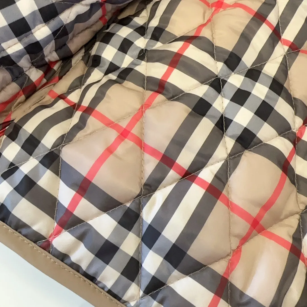 【90-150cm】秋口から春先まで活躍 カジュアル シンプル 軽量 中綿ジャケット