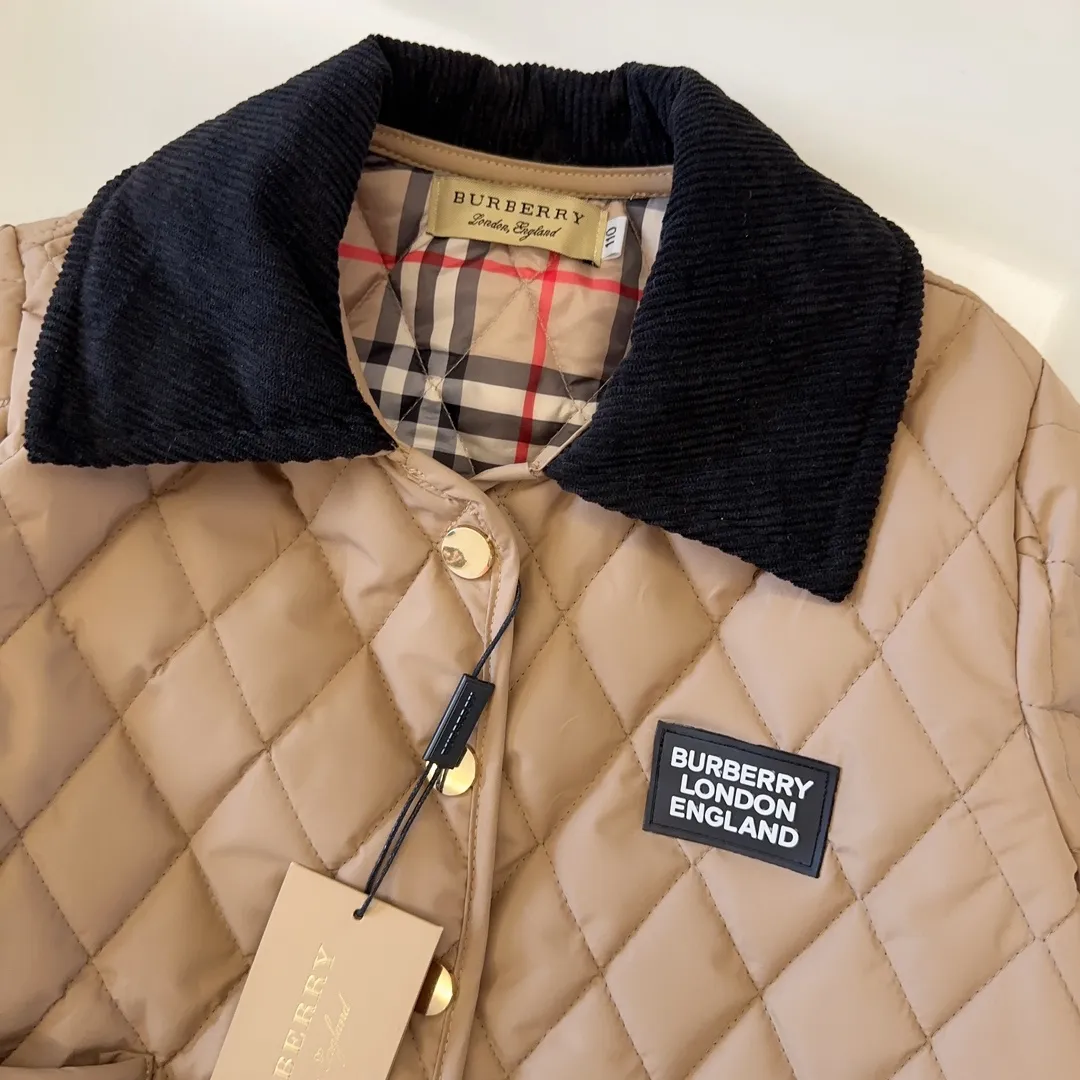 【90-150cm】秋口から春先まで活躍 カジュアル シンプル 軽量 中綿ジャケット