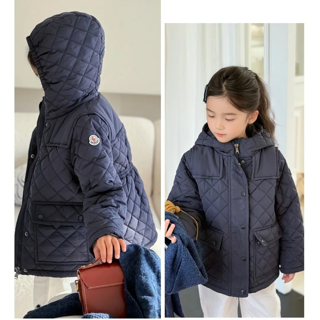 【110-160cm】通学やおでかけにもぴったり おしゃれ あったか フード付き キッズ ミドル丈 中綿コート