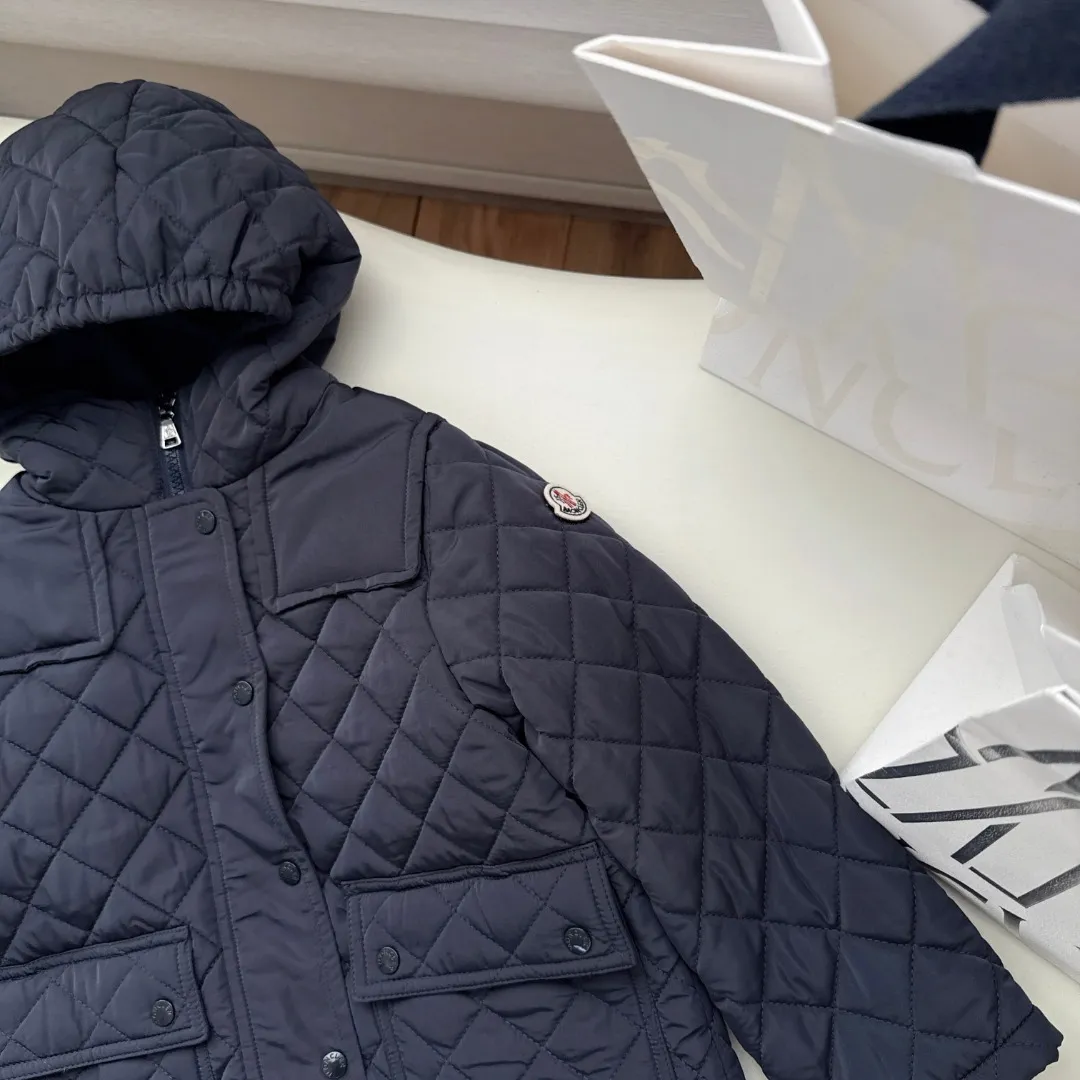 【110-160cm】通学やおでかけにもぴったり おしゃれ あったか フード付き キッズ ミドル丈 中綿コート