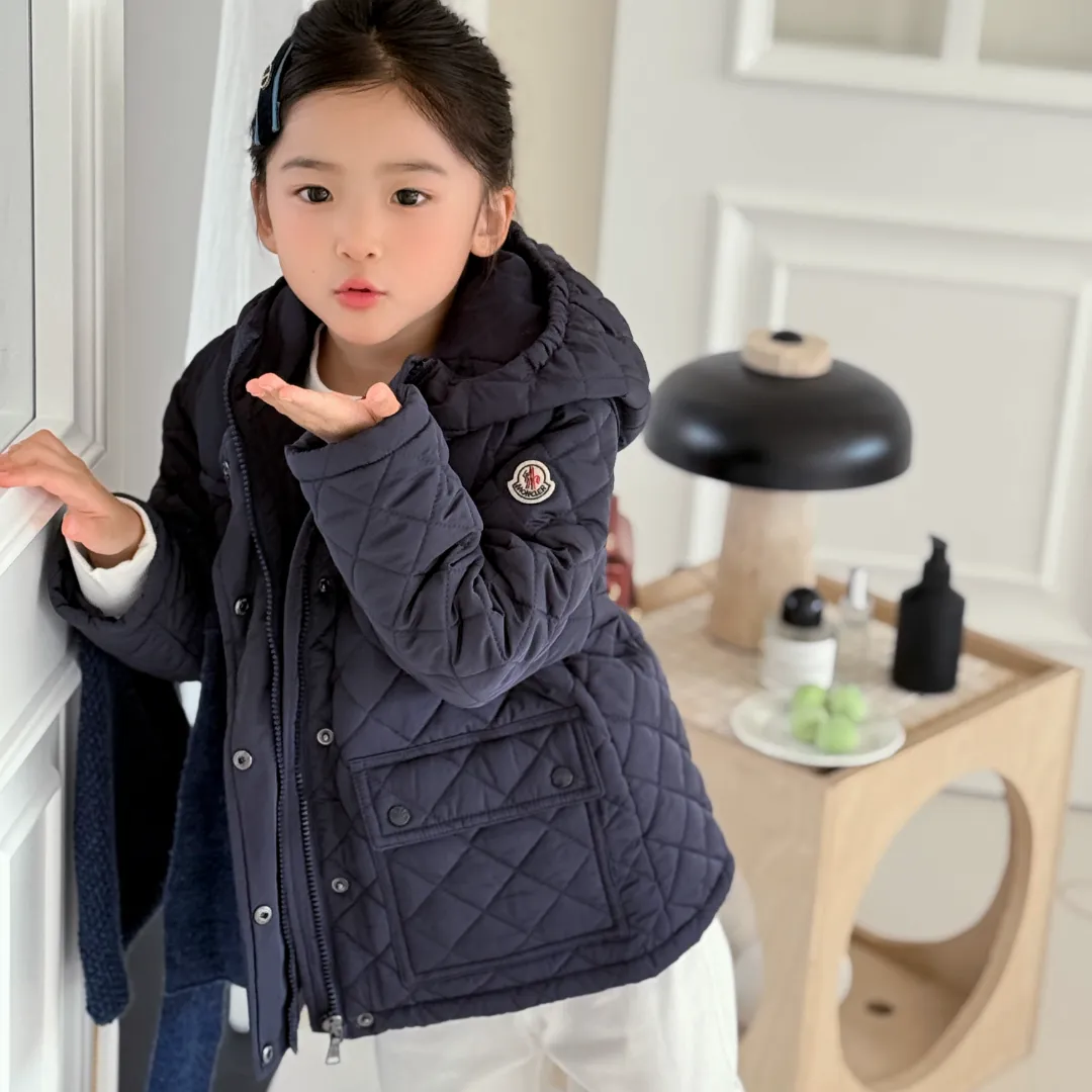 【110-160cm】通学やおでかけにもぴったり おしゃれ あったか フード付き キッズ ミドル丈 中綿コート