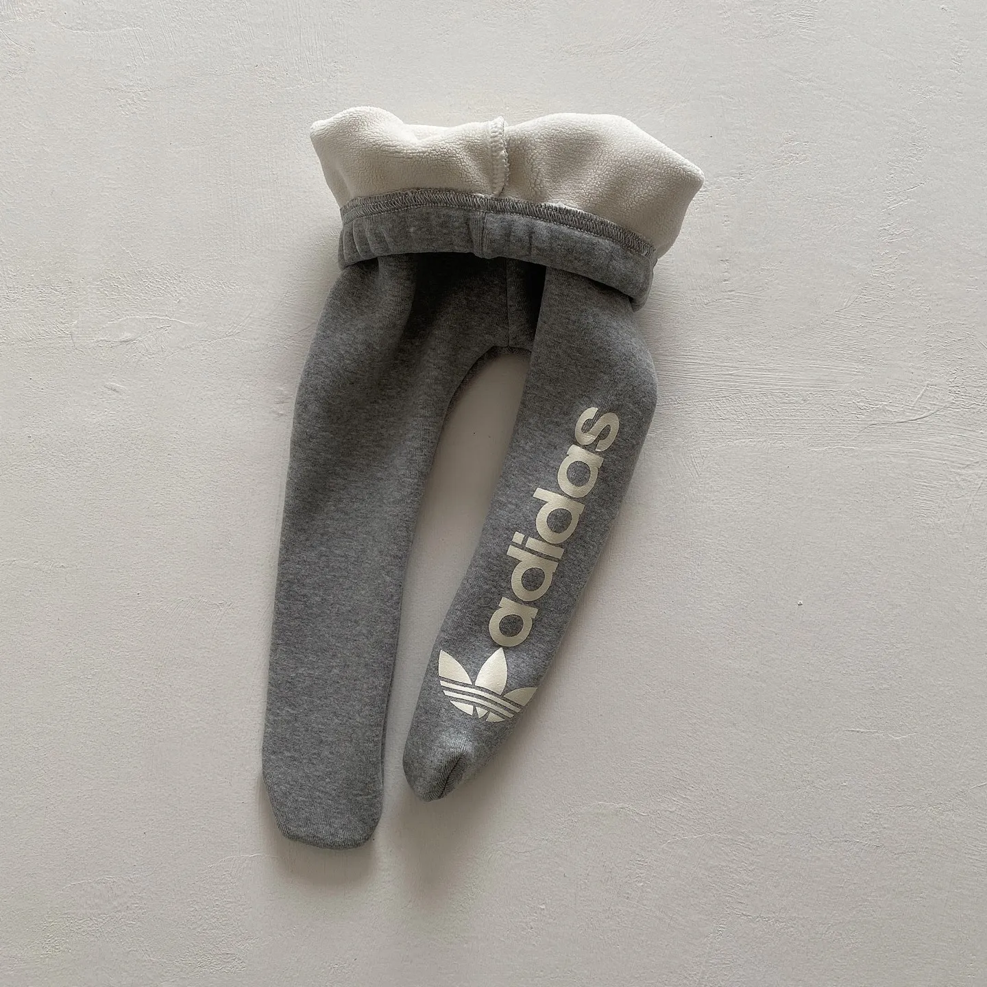 【66-90cm】デイリー使いにぴったり 爆売れ中 あったか ソフトタッチ ベビー レギンス