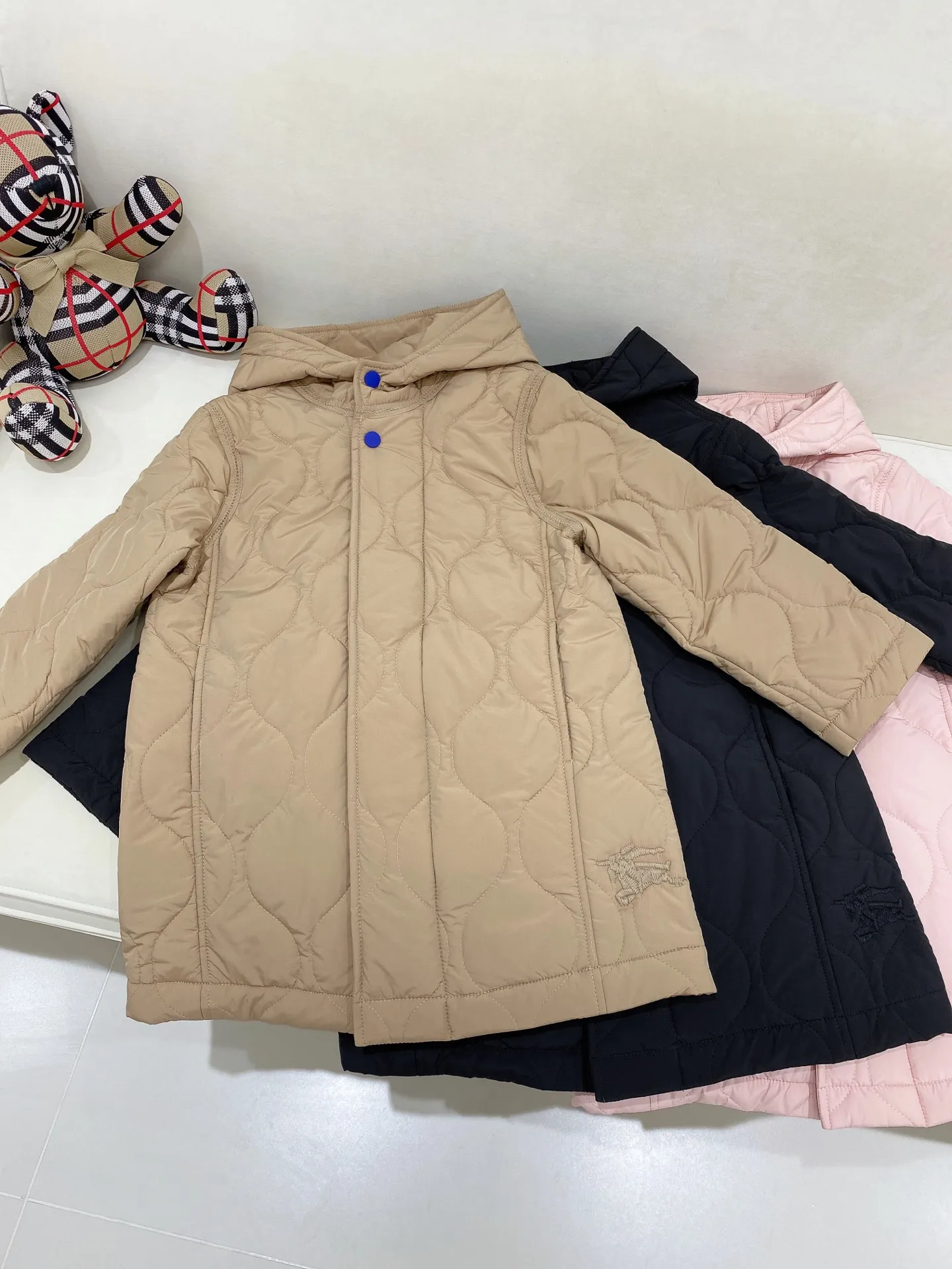 【110-170cm】お出かけにもぴったり 軽くてあたたかい フード付き 中綿ジャケット