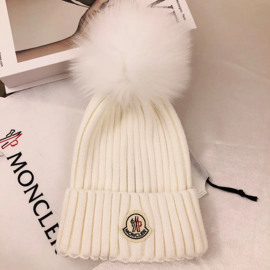 コーデに合わせやすい 秋冬アクセサリー 厚手 ポンポン付き カラバリ豊富 ニット帽