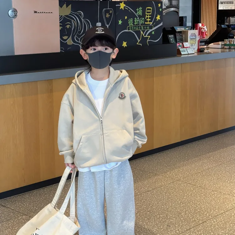 【110-170cm】爆売れ必至 注目度UPカジュアル トレンド  男の子 ジップパーカー