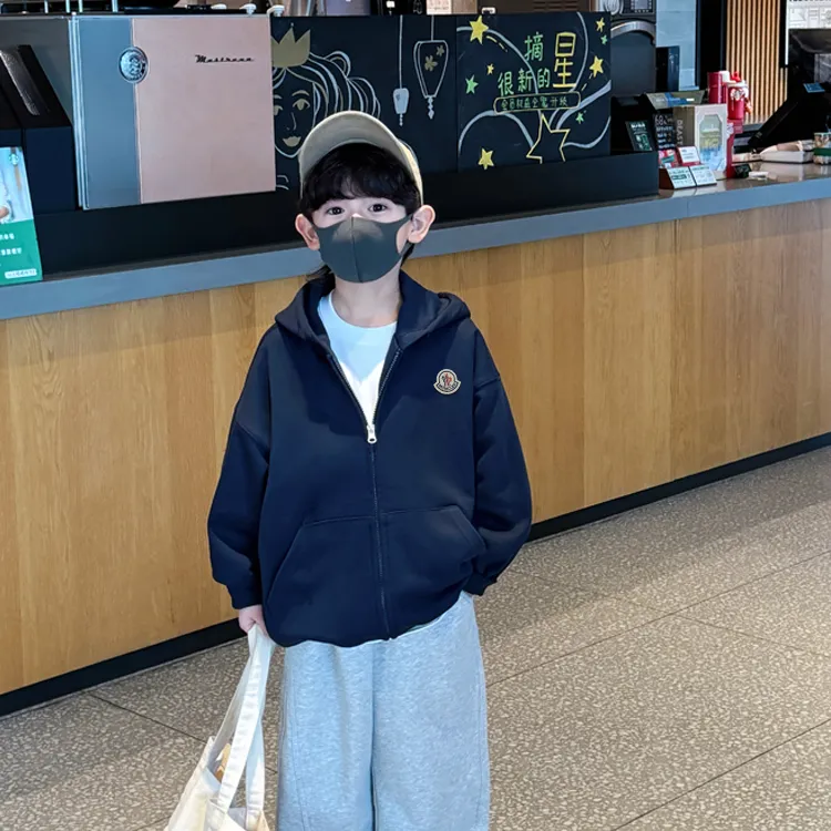 【110-170cm】爆売れ必至 注目度UPカジュアル トレンド  男の子 ジップパーカー