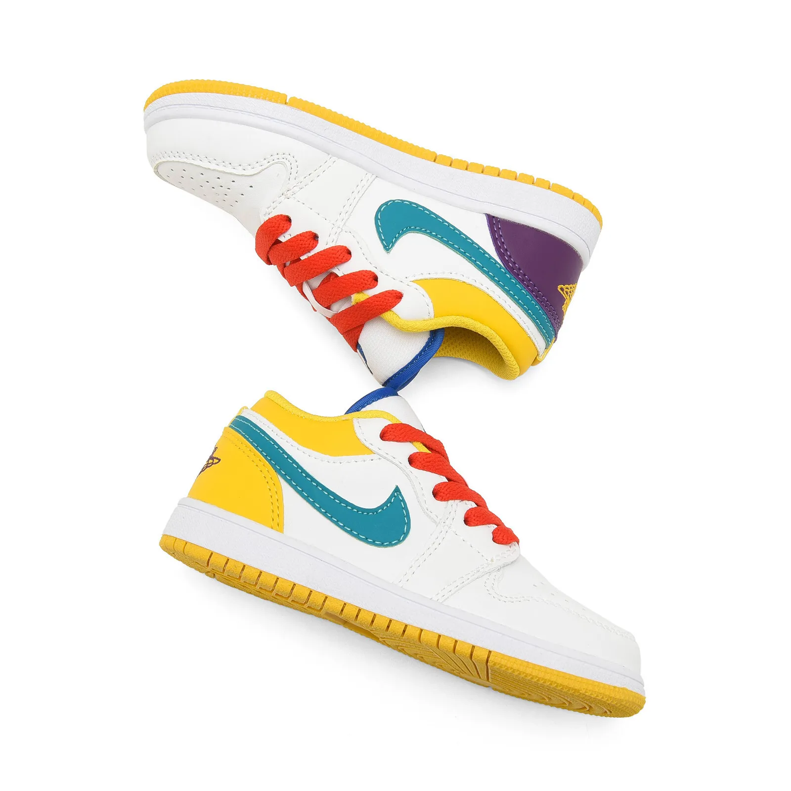 【22-37】鮮やかな印象 元気よく見える 耐久性がある スポーツ風 履きやすい スニーカー