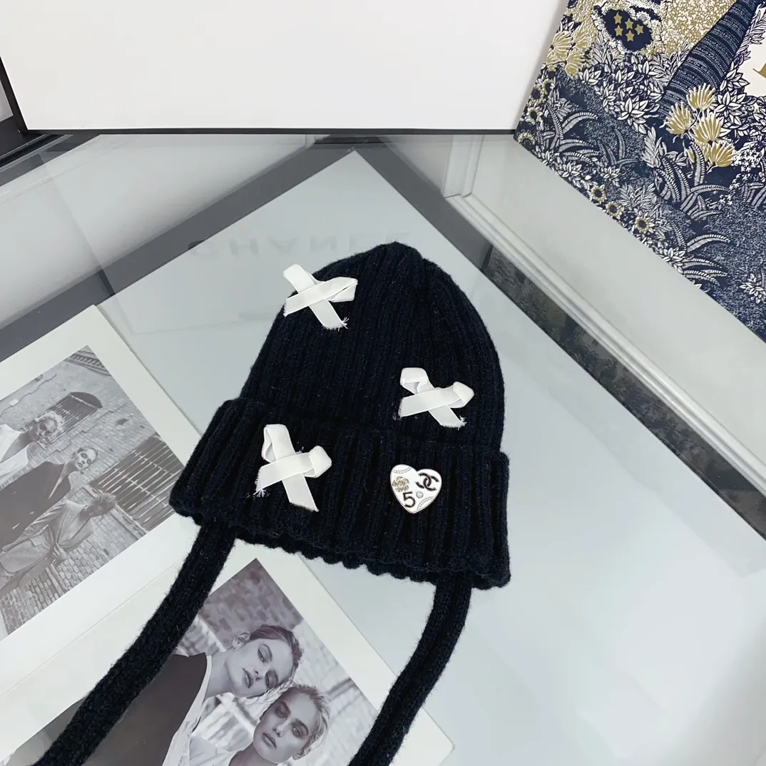 柔らかな肌触り 冬に暖かい 気質いい 可愛い 柔らかい 合わせやすい 帽子